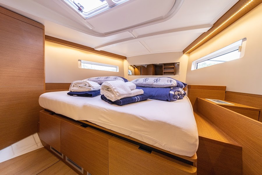 Dufour 48 Catamaran, Roy | Yacht Charter Croatia