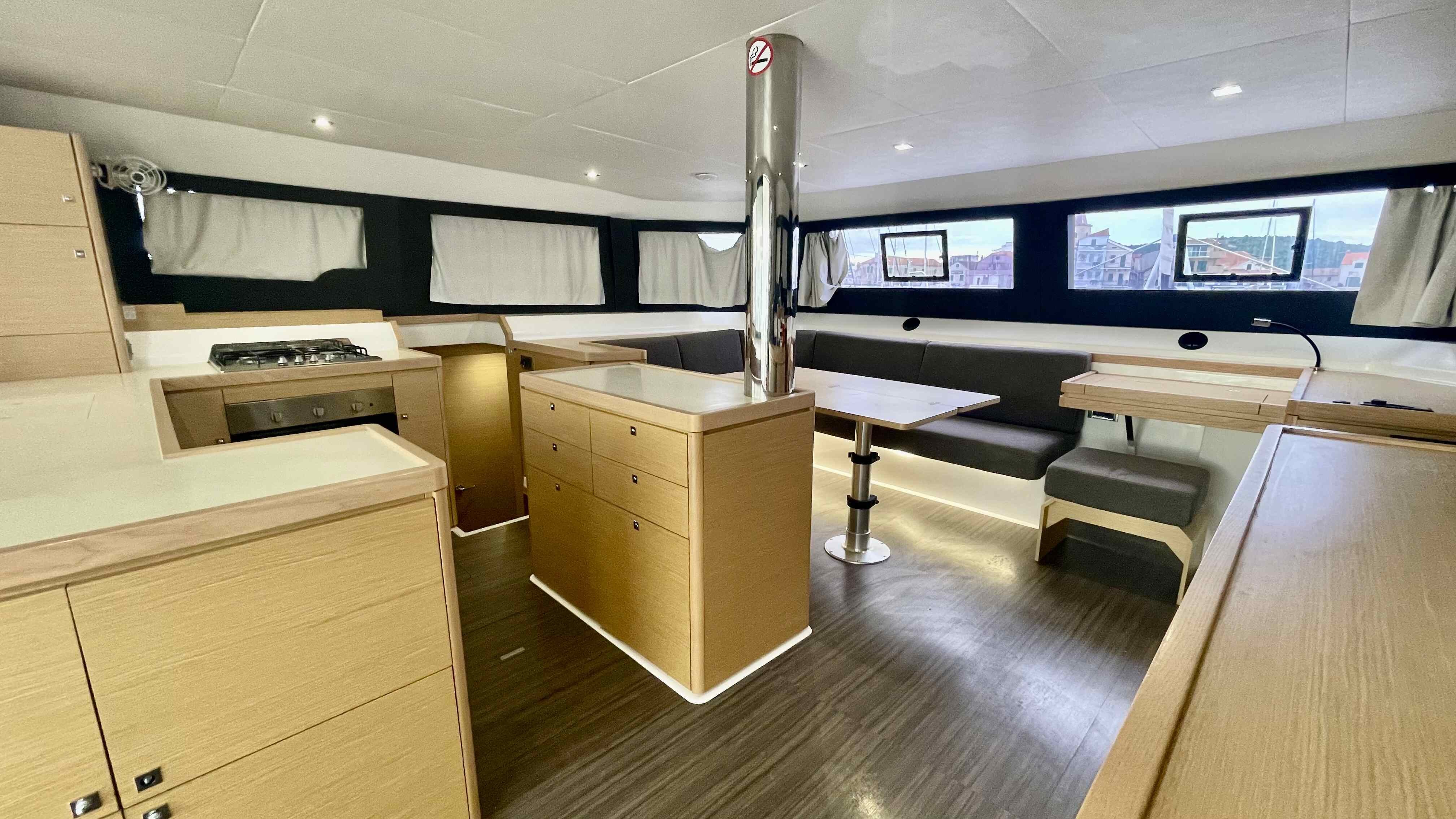 Dufour 48 Catamaran, Nirvana | Yachtcharter Kroatien