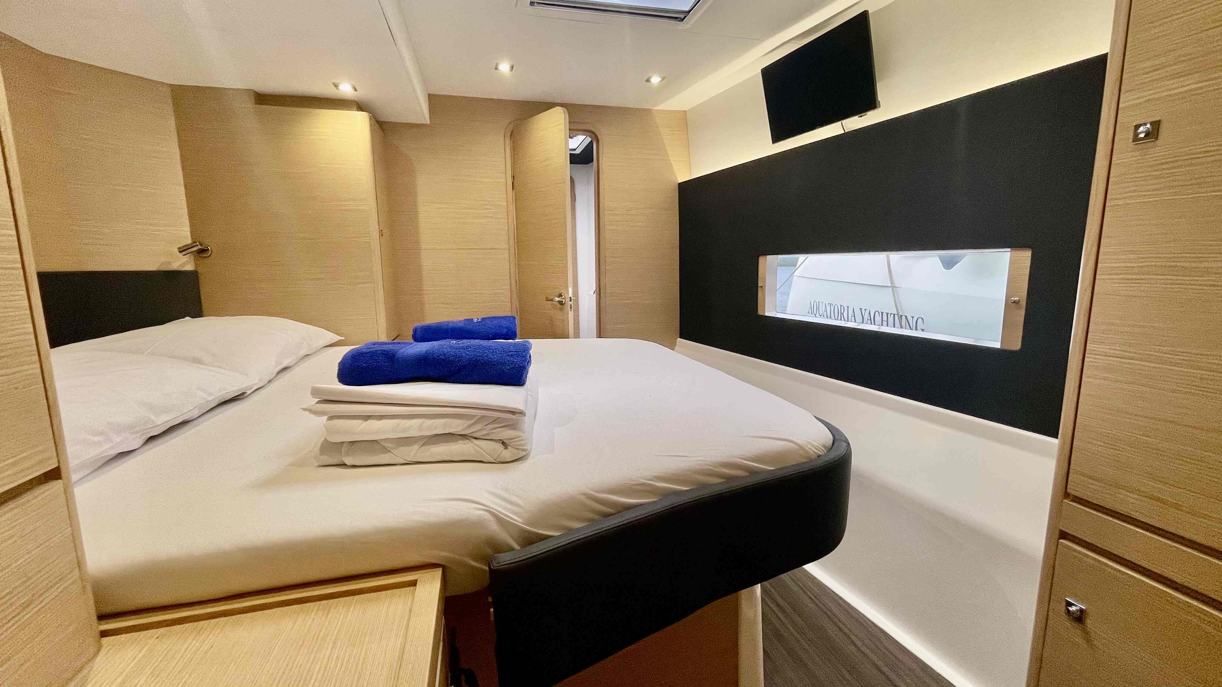 Dufour 48 Catamaran, Nirvana | Yachtcharter Kroatien
