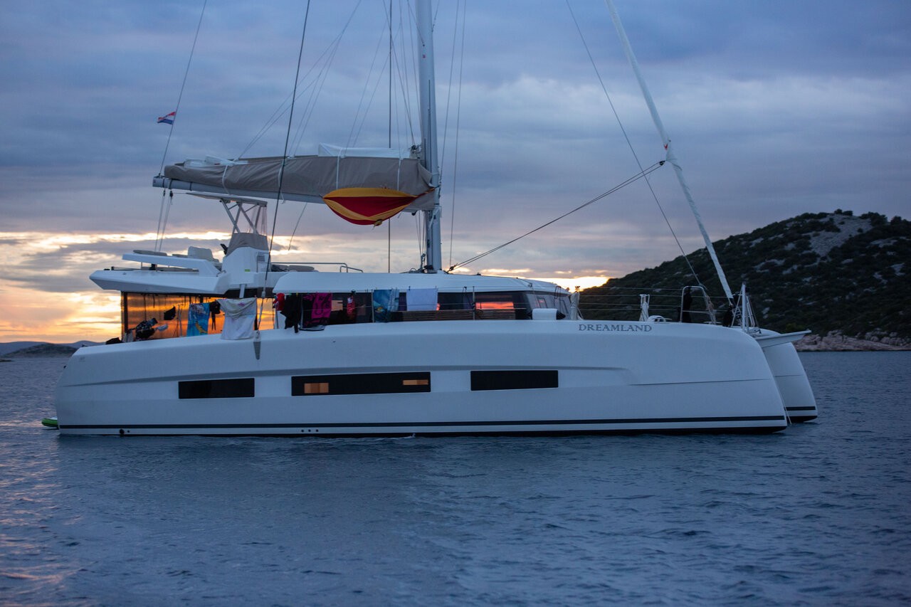 Dufour 48 Catamaran, Seaven | Yacht Charter Croatia