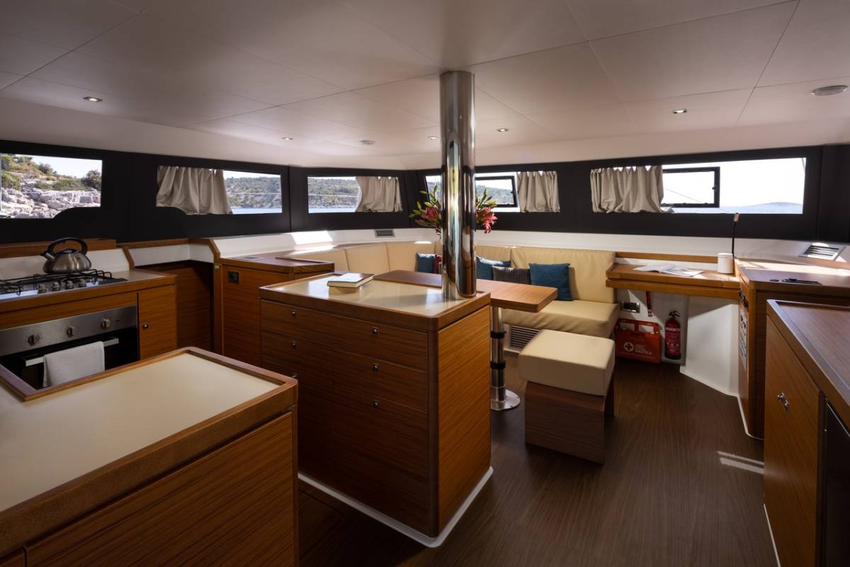 Dufour 48 Catamaran, Uma | Yacht Charter Croatia