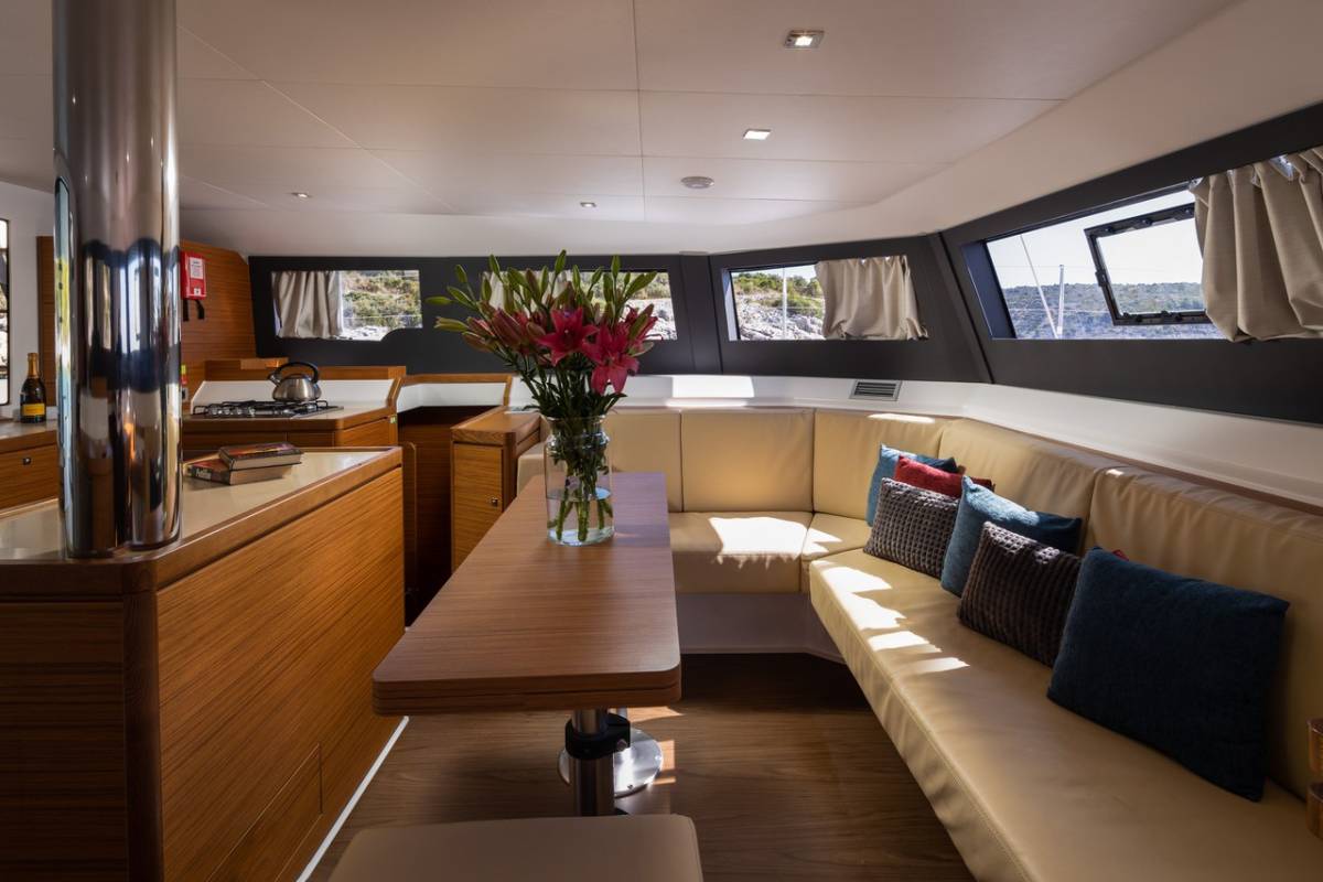 Dufour 48 Catamaran, Uma | Yacht Charter Croatia
