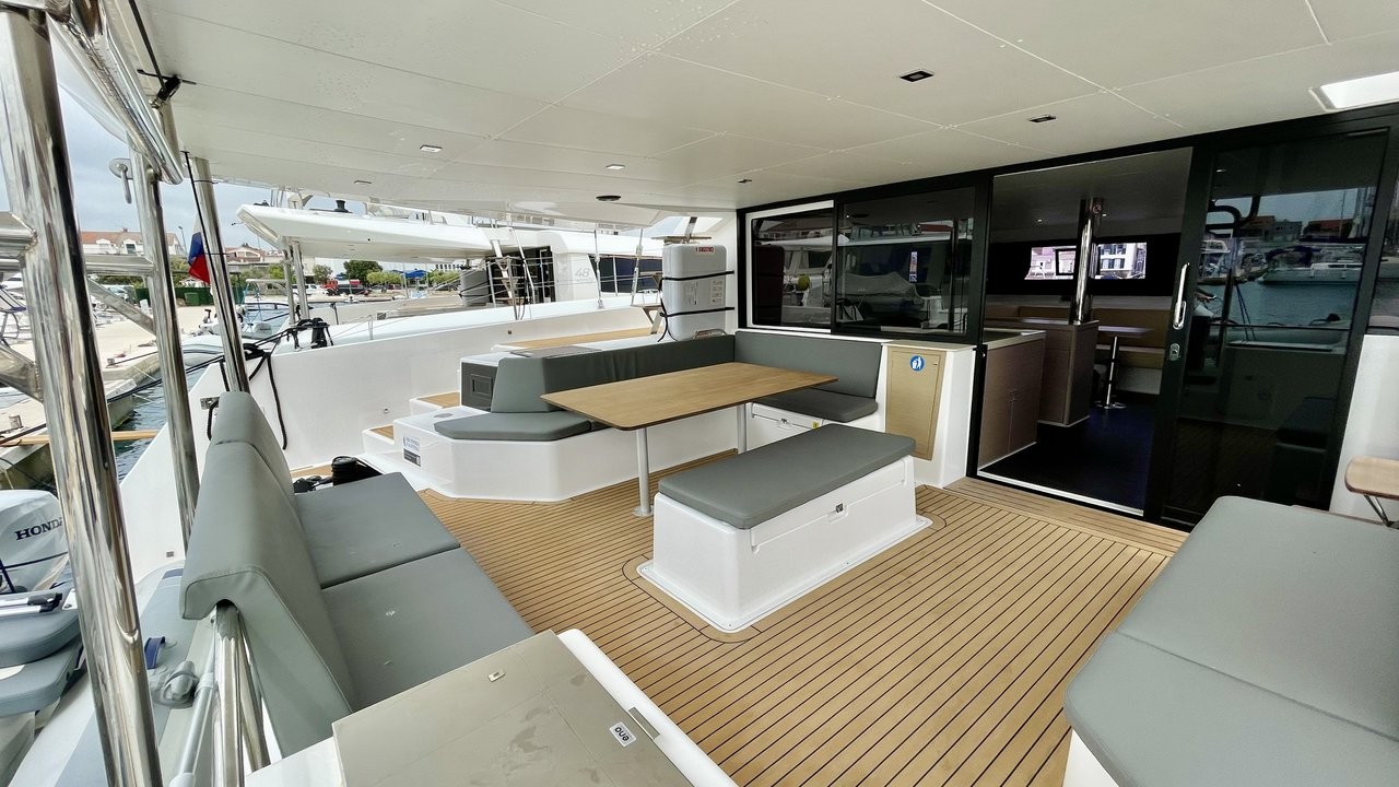 Dufour 48 Catamaran, LoveMarine | Yacht Charter Croatia