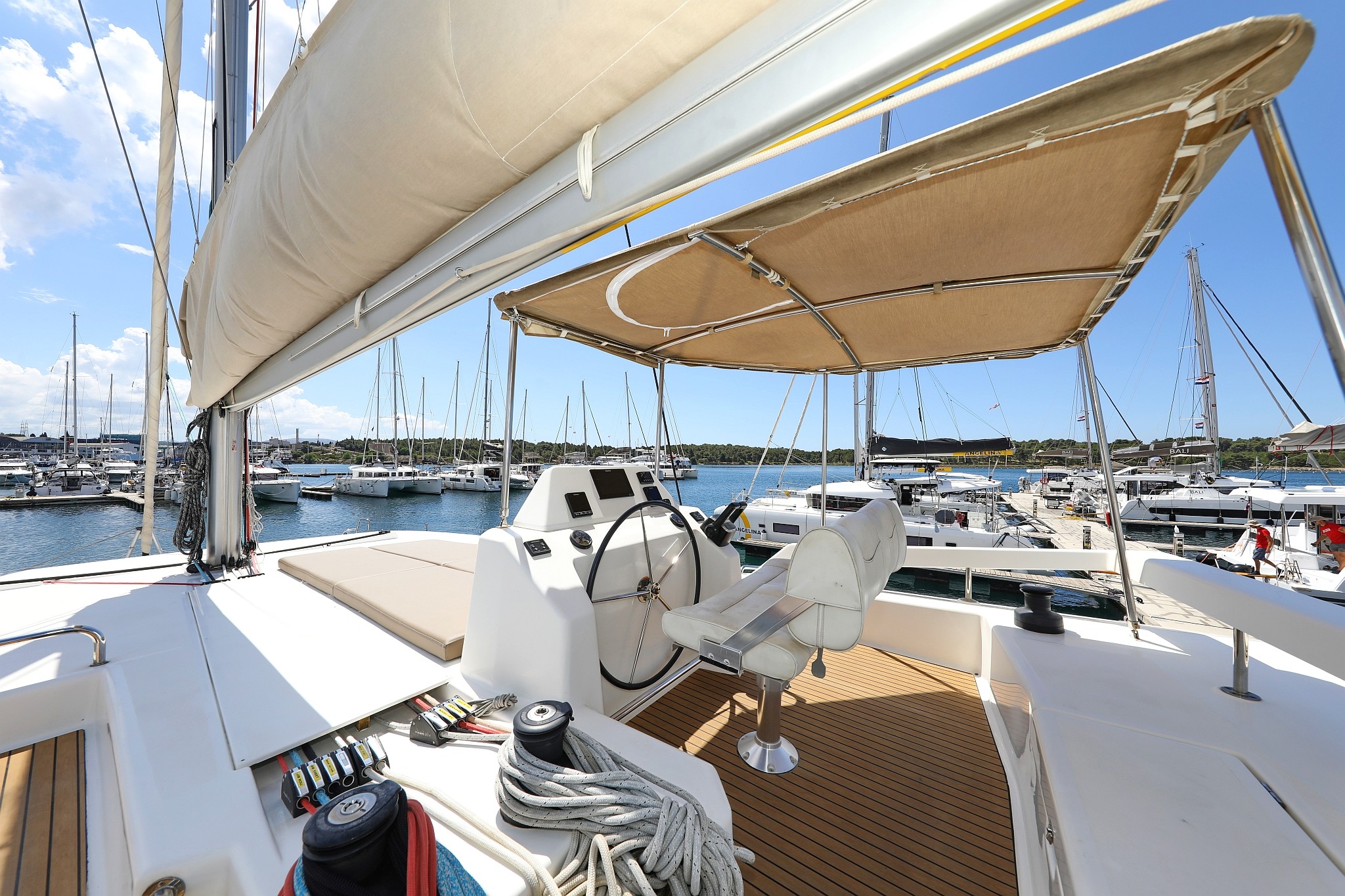 Dufour 48 Catamaran, Be Mine | Yacht Charter Croatia