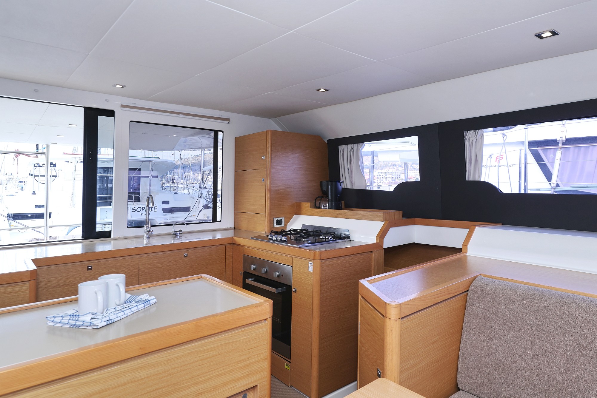 Dufour 48 Catamaran, Be Mine | Yacht Charter Croatia