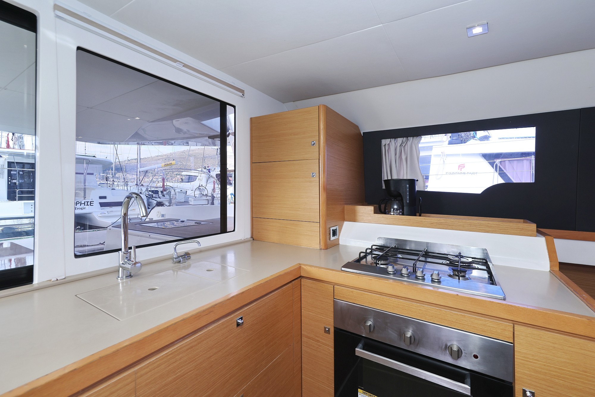 Dufour 48 Catamaran, Be Mine | Yacht Charter Croatia