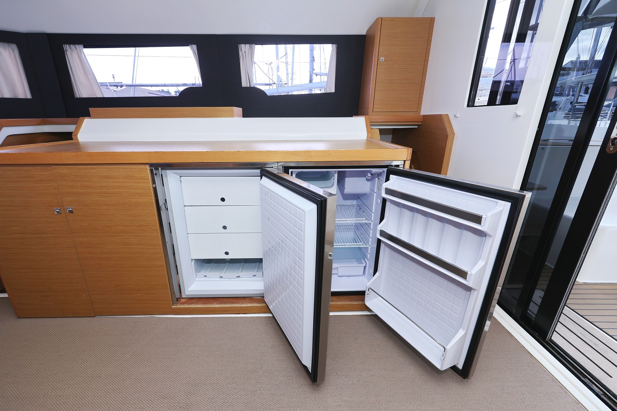 Dufour 48 Catamaran, Be Mine | Yacht Charter Croatia