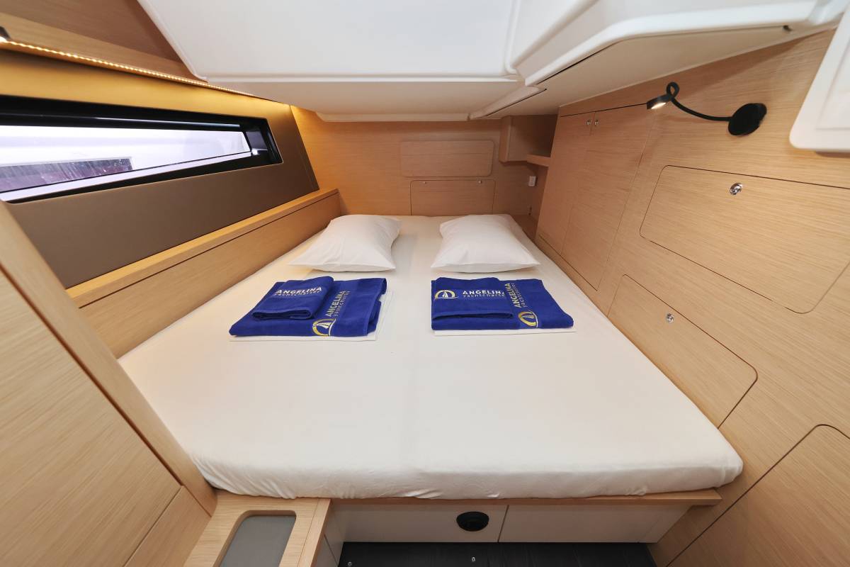 Dufour 48, Ocean Rose | Yacht Charter Croatia