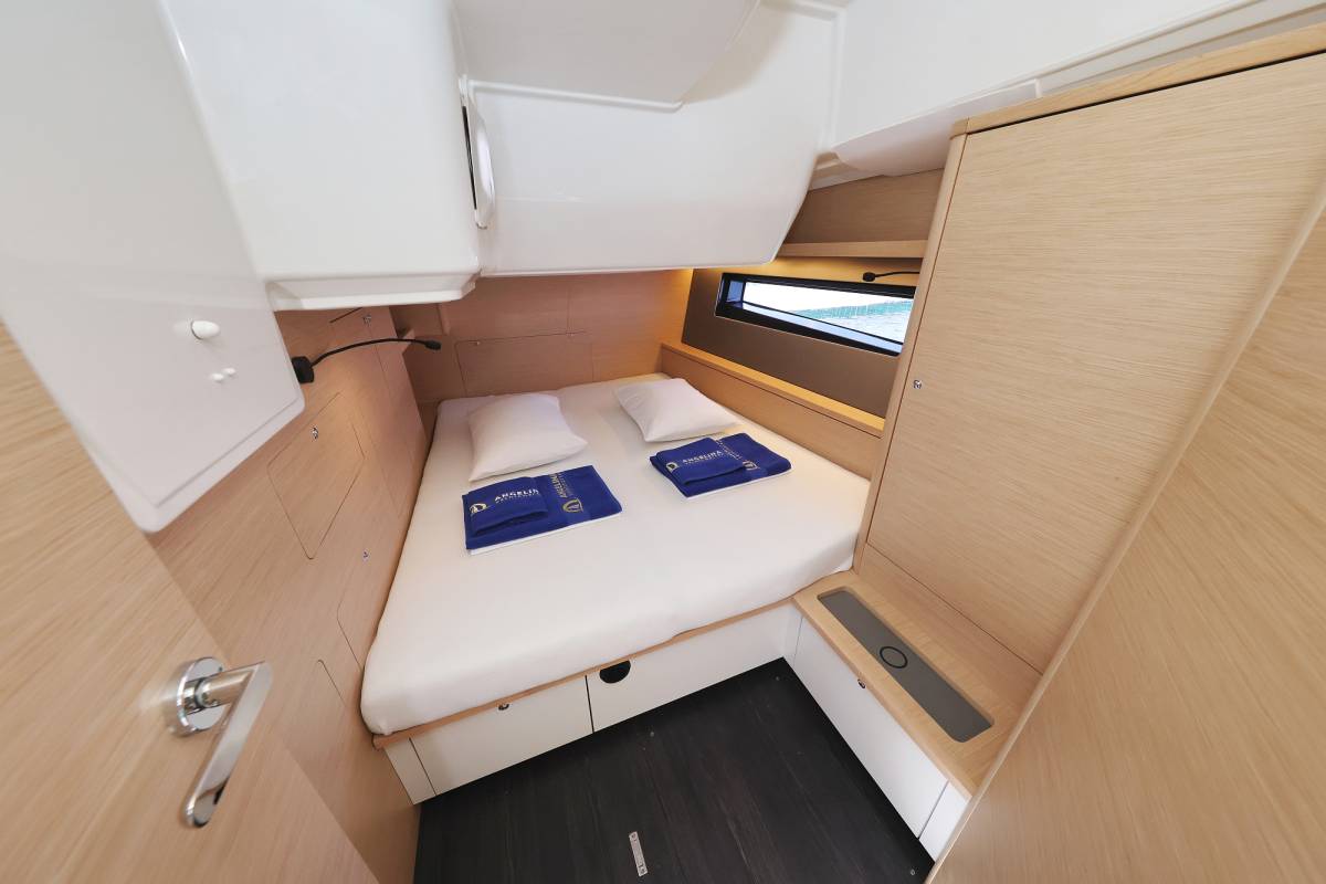 Dufour 48, Ocean Rose | Yacht Charter Croatia
