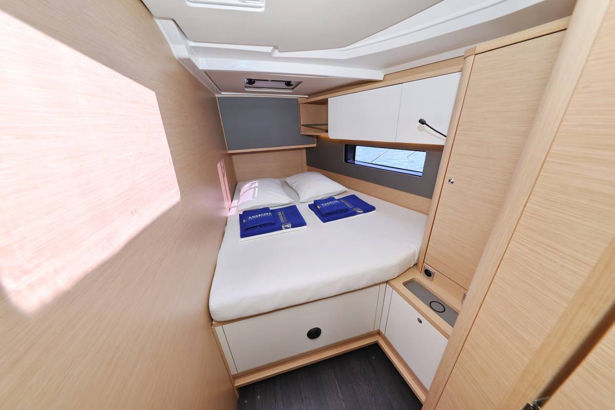 Dufour 48, Ocean Rose | Yacht Charter Croatia