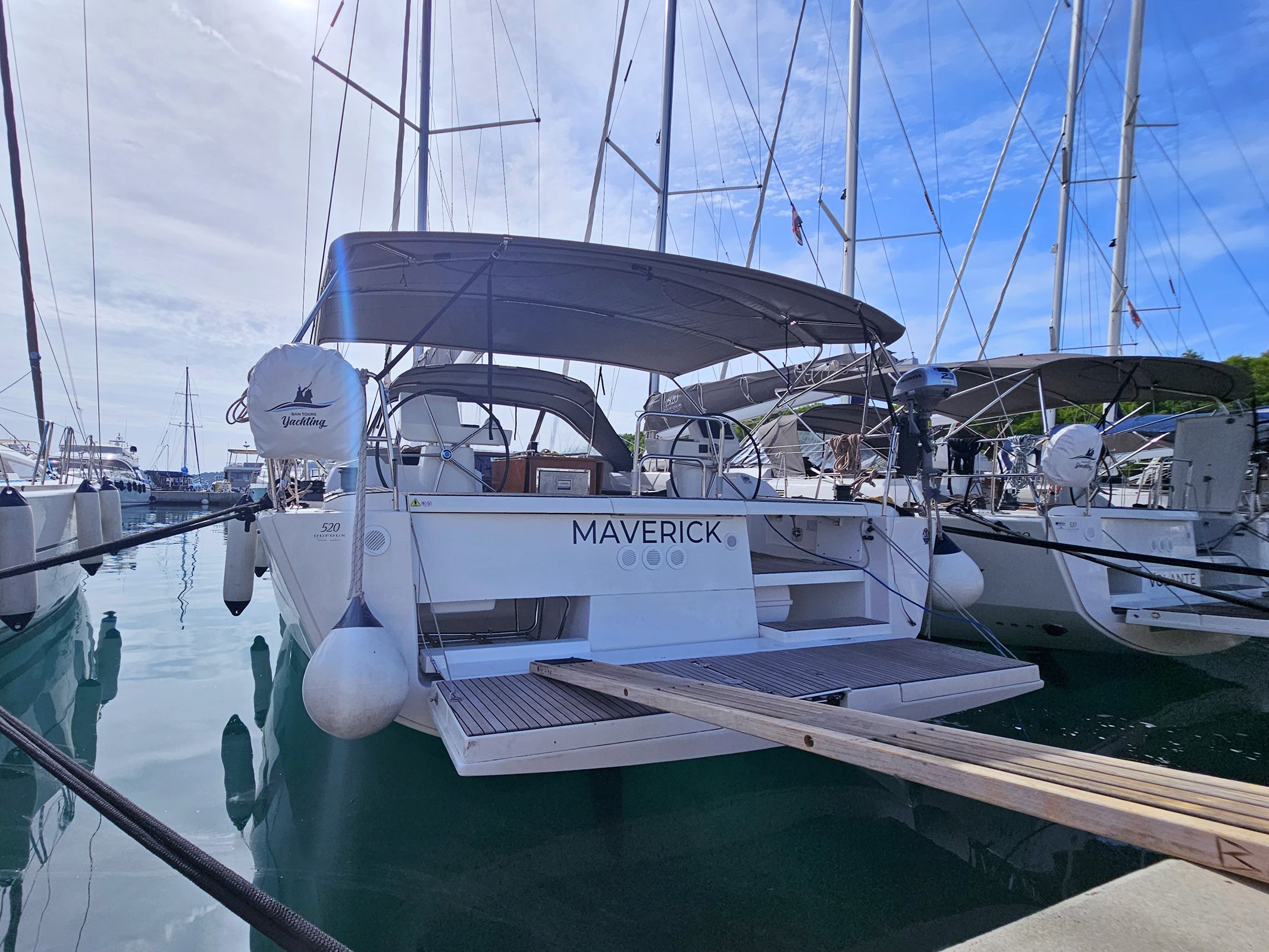 Dufour 520 GL, Maverick | Yacht Charter Croatia