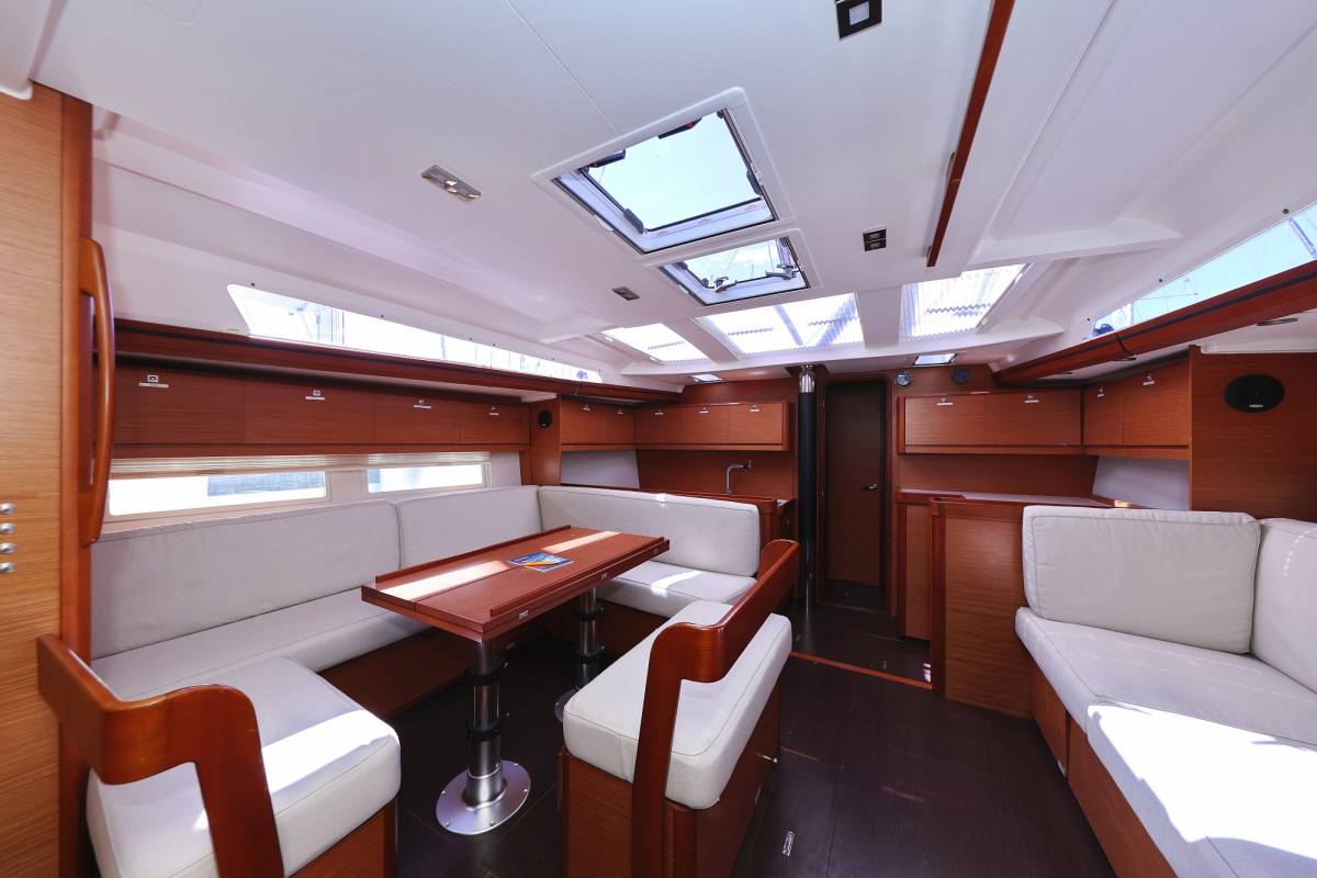 Dufour 520 GL, Lateja | Yacht Charter Croatia
