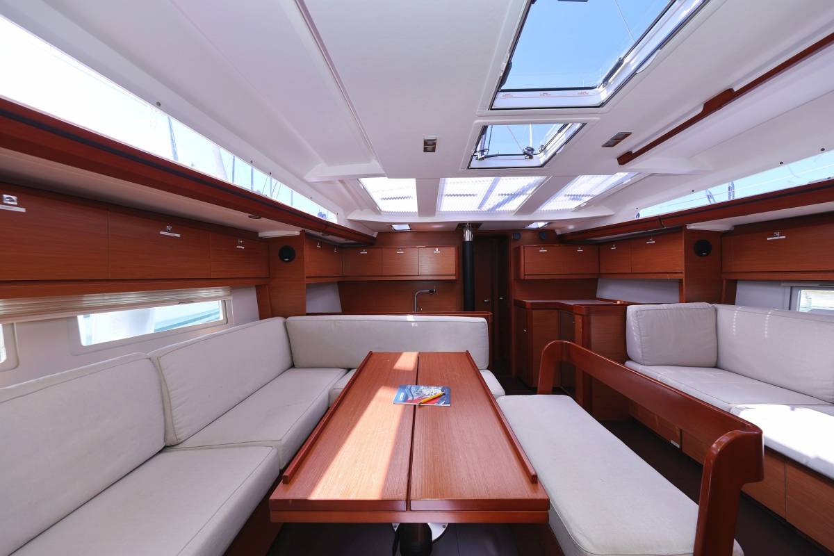 Dufour 520 GL, Lateja | Yacht Charter Croatia