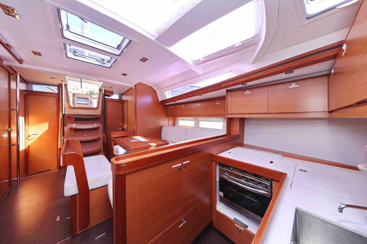 Dufour 520 GL, Lateja | Yacht Charter Croatia
