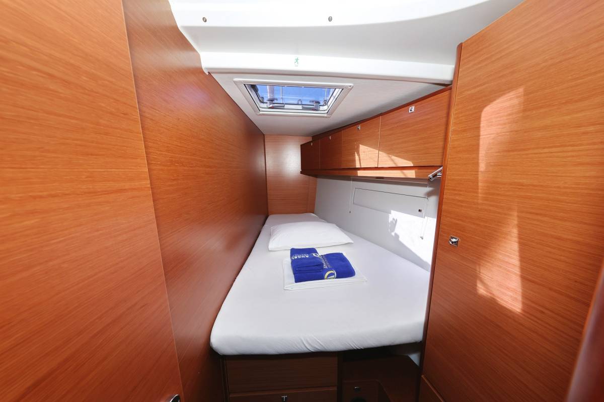Dufour 520 GL, Lateja | Yacht Charter Croatia