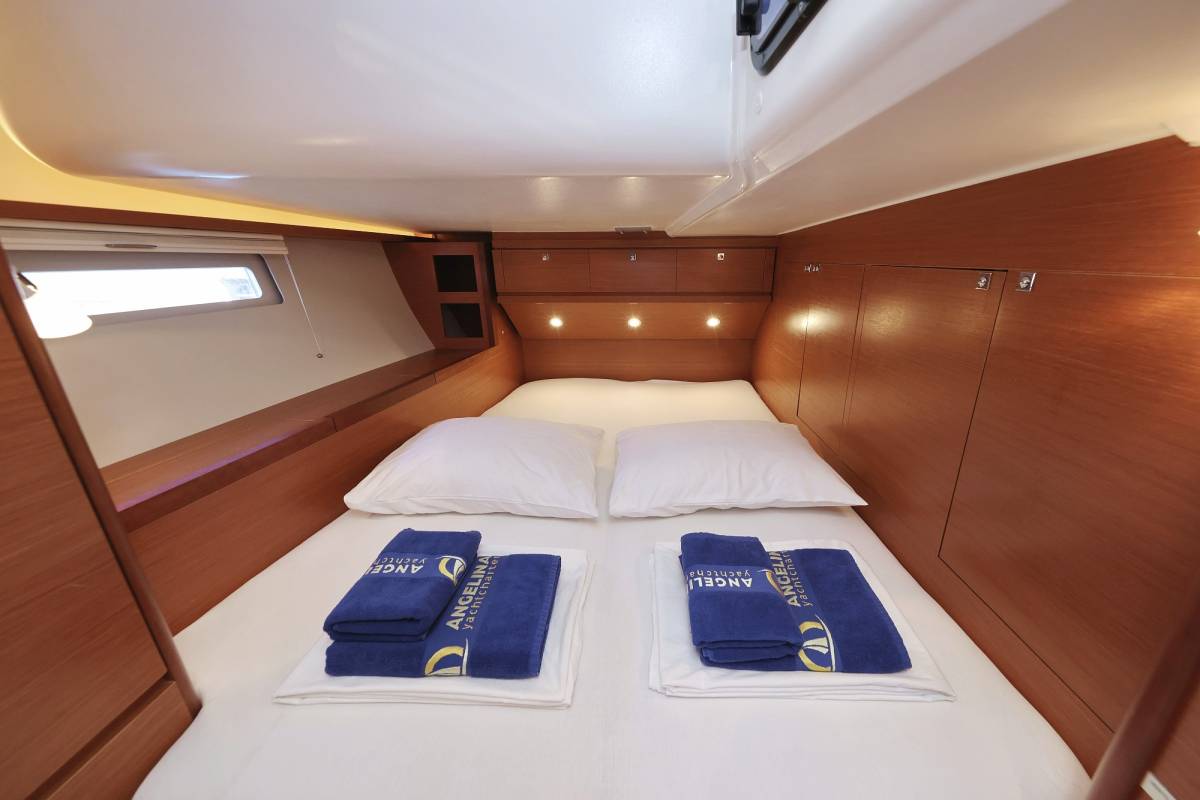 Dufour 520 GL, Lateja | Yacht Charter Croatia