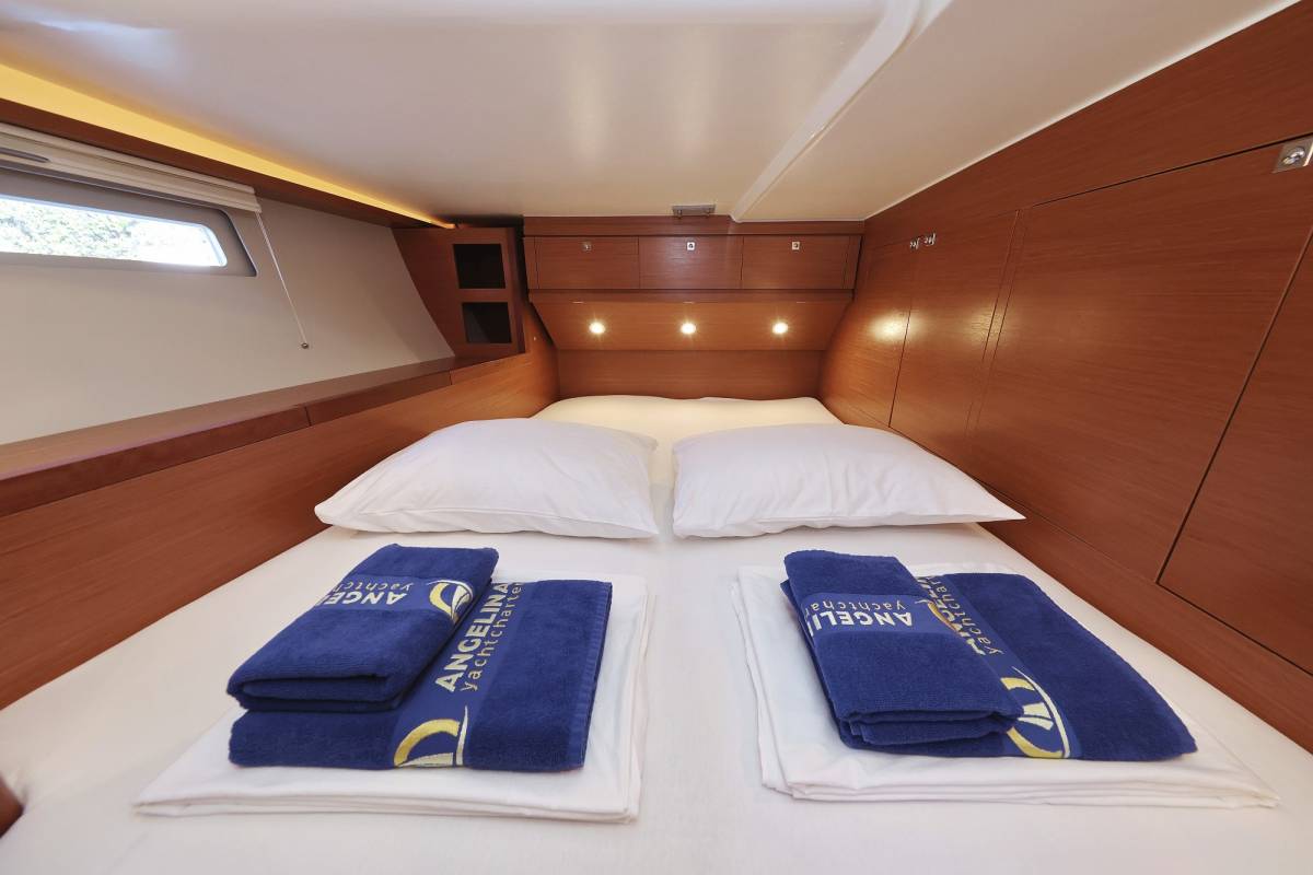 Dufour 520 GL, Lateja | Yacht Charter Croatia