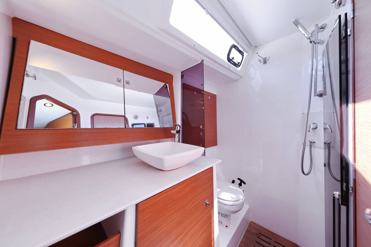 Dufour 520 GL, Lateja | Yacht Charter Croatia