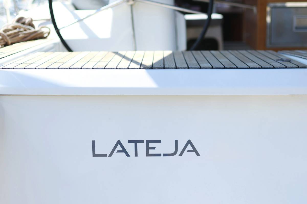 Dufour 520 GL, Lateja | Yacht Charter Croatia