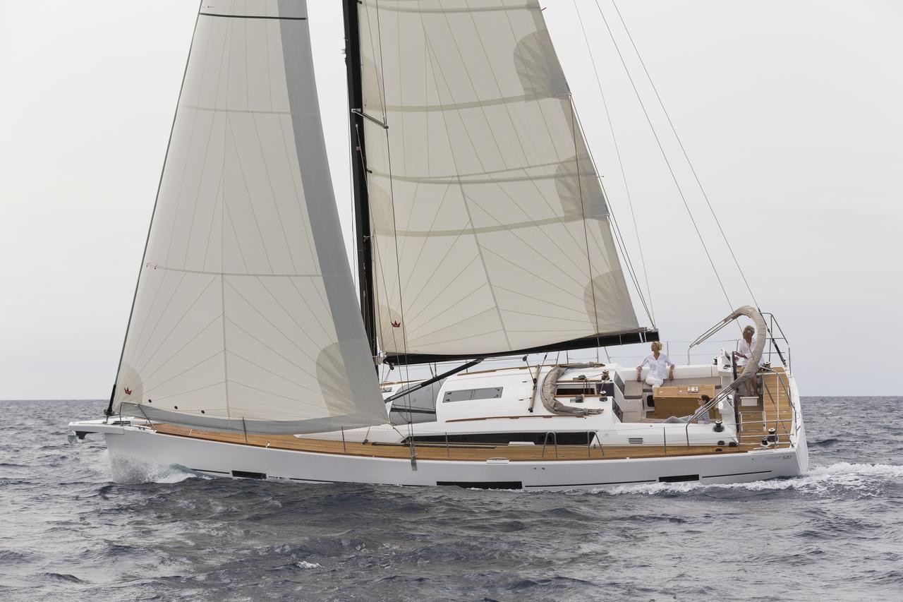 Dufour 520 GL, Notus | Yacht Charter Croatia
