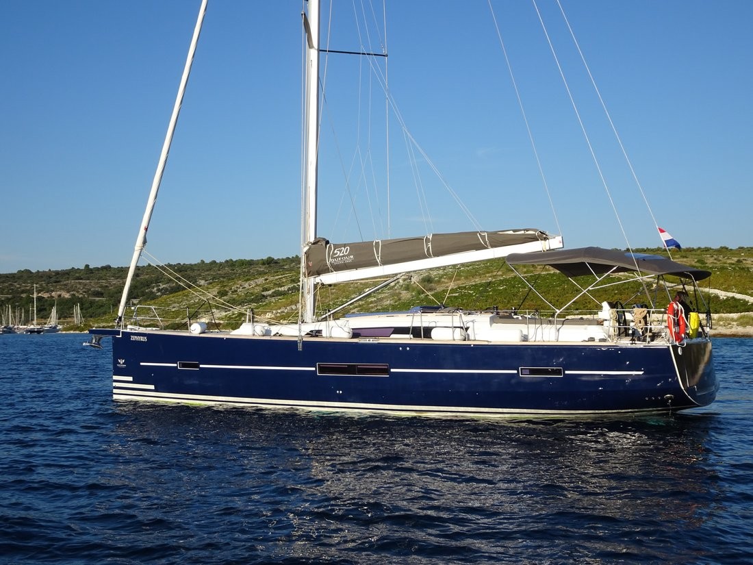 Dufour 520 GL, Eurus | Noleggio di Yacht Croazia