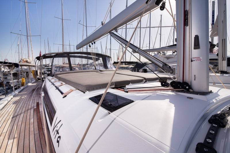 Dufour 530, Vita | Yacht Charter Croatia