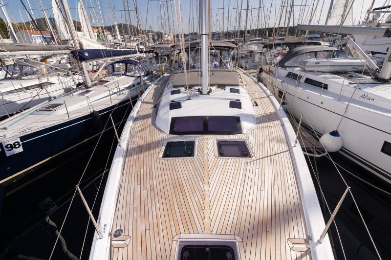 Dufour 530, Vita | Yacht Charter Croatia