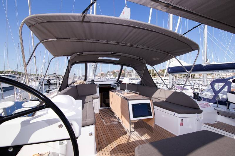 Dufour 530, Vita | Yacht Charter Croatia