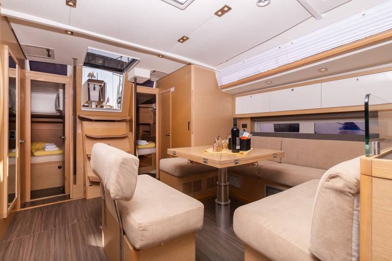 Dufour 530, Vita | Yacht Charter Croatia