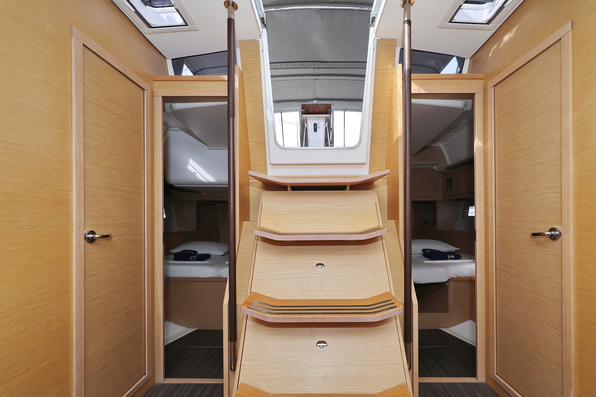 Dufour 530, Dancer | Yacht Charter Croatia