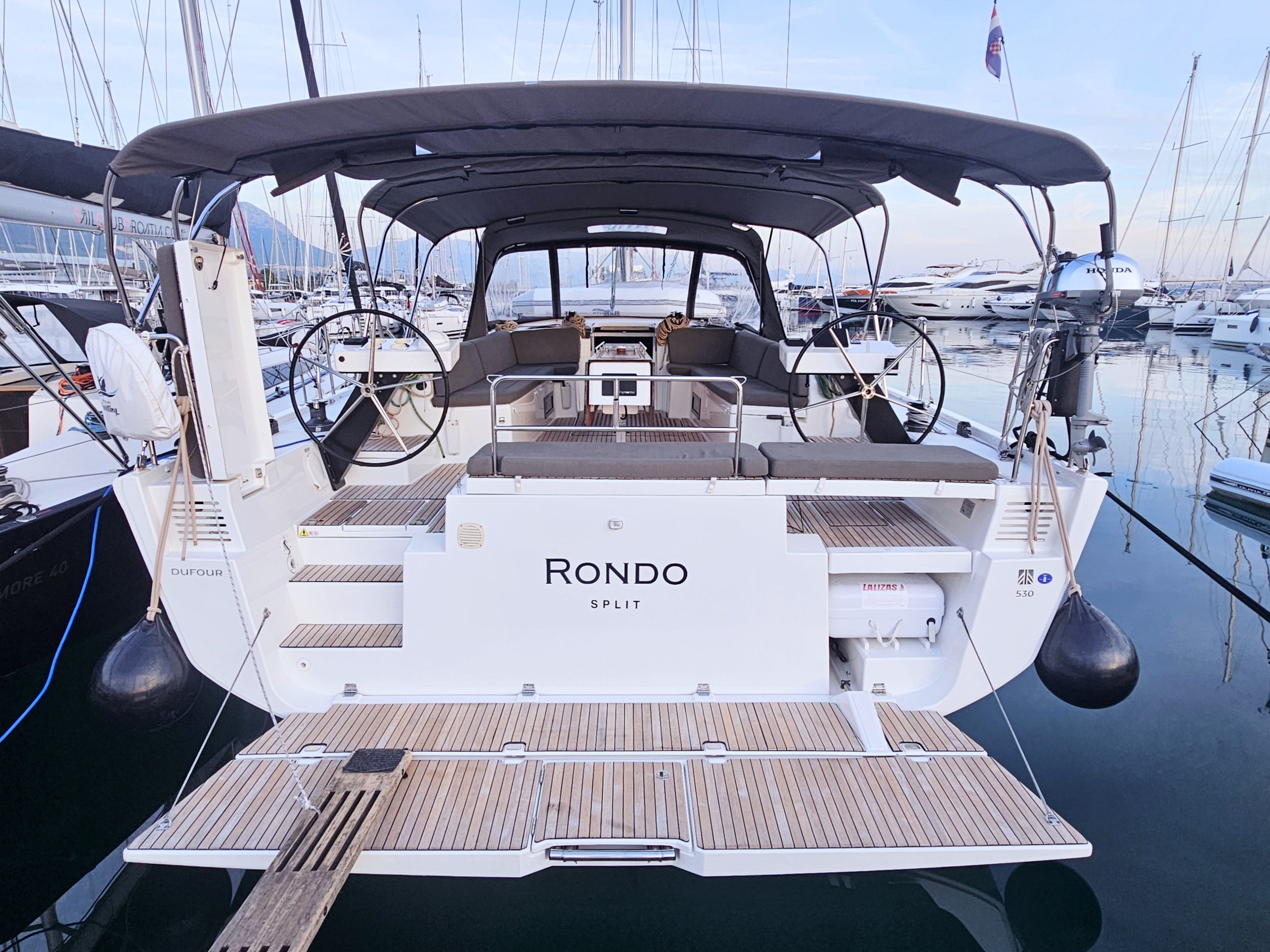 Dufour 530, Rondo | Yacht Charter Croatia