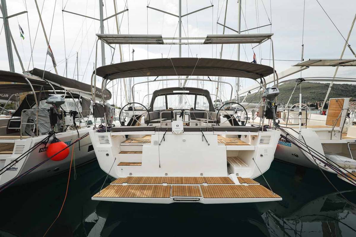 Dufour 530, Musca | Yacht Charter Croatia
