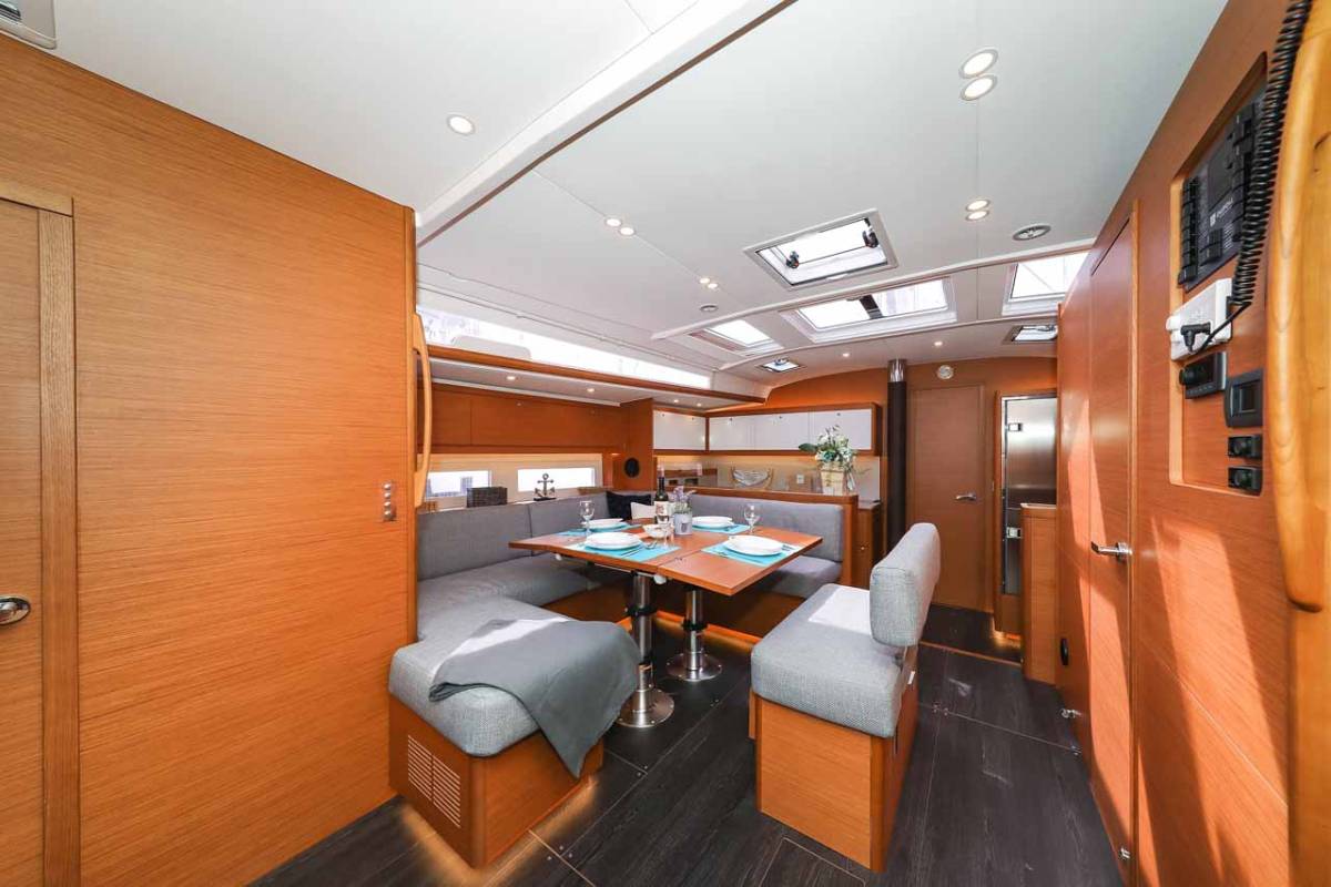 Dufour 530, Musca | Yacht Charter Croatia