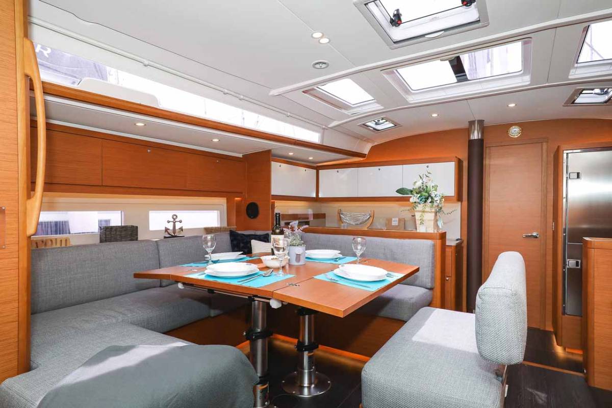 Dufour 530, Musca | Yacht Charter Croatia