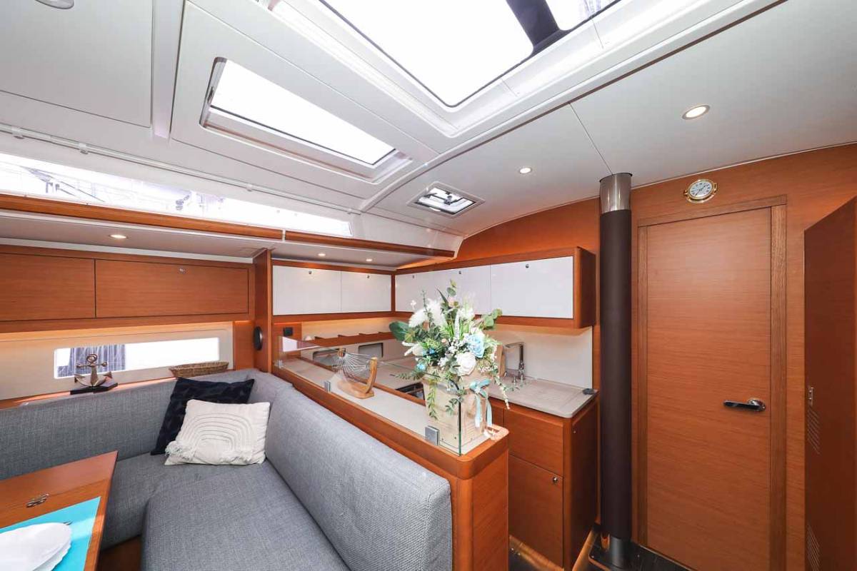 Dufour 530, Musca | Yacht Charter Croatia