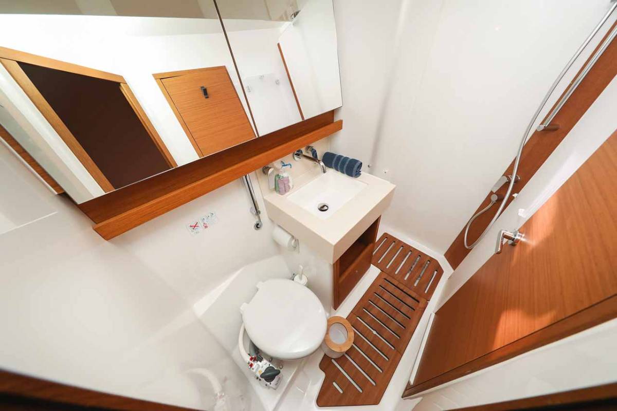 Dufour 530, Musca | Yacht Charter Croatia