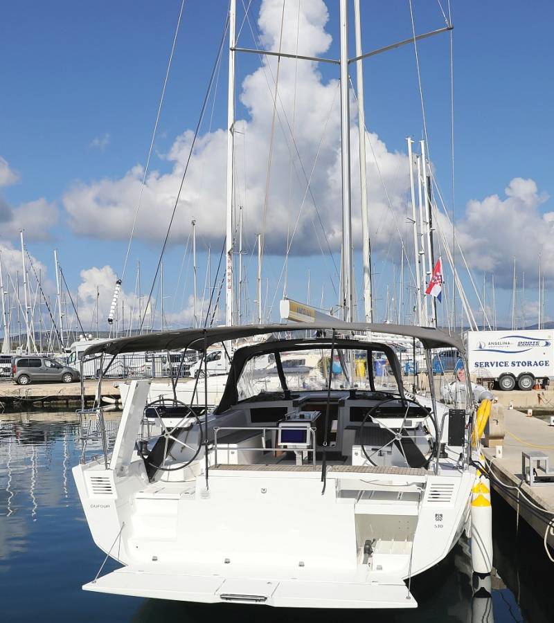 Dufour 530, Blue Therapy | Yacht Charter Croatia