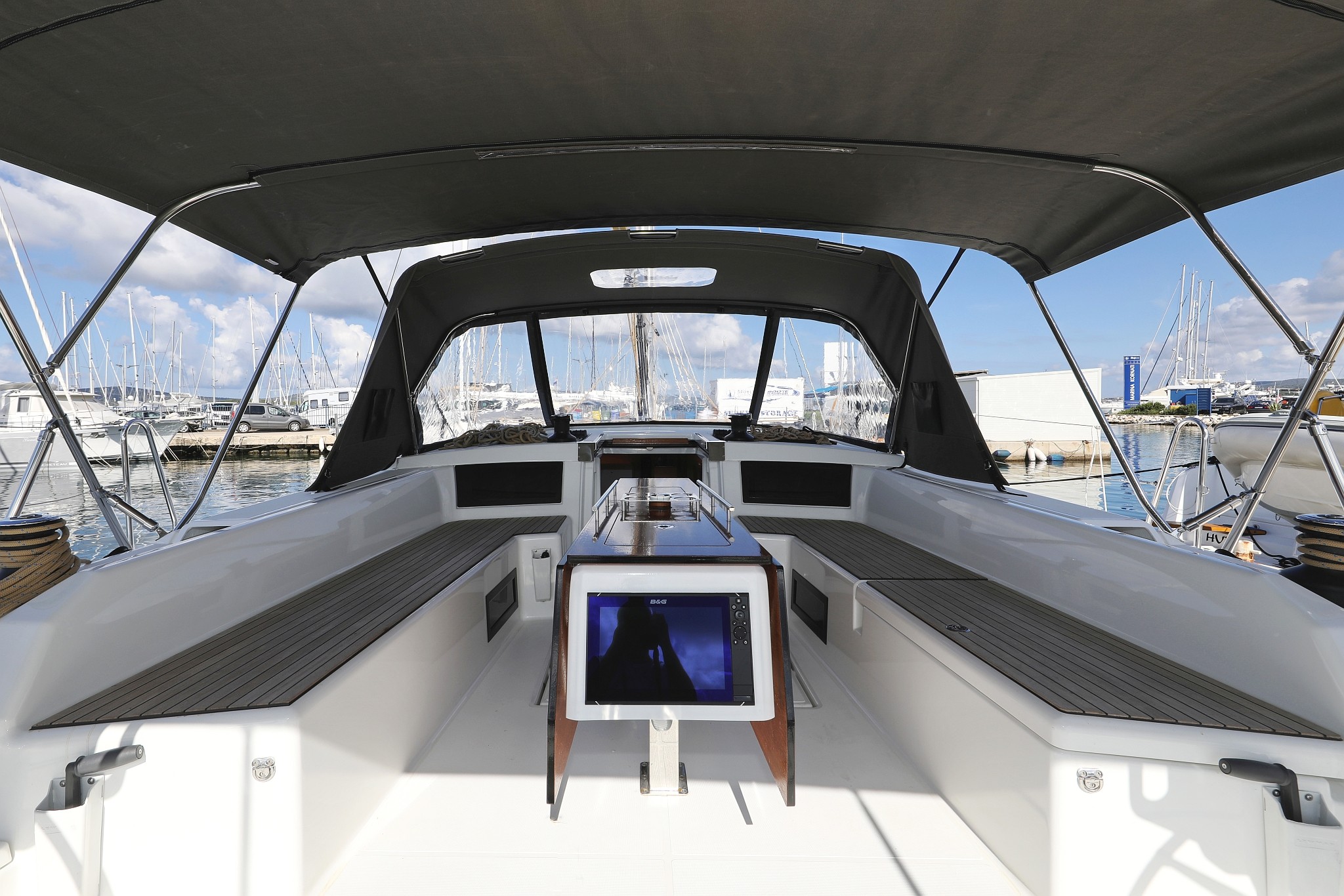 Dufour 530, Blue Therapy | Yacht Charter Croatia