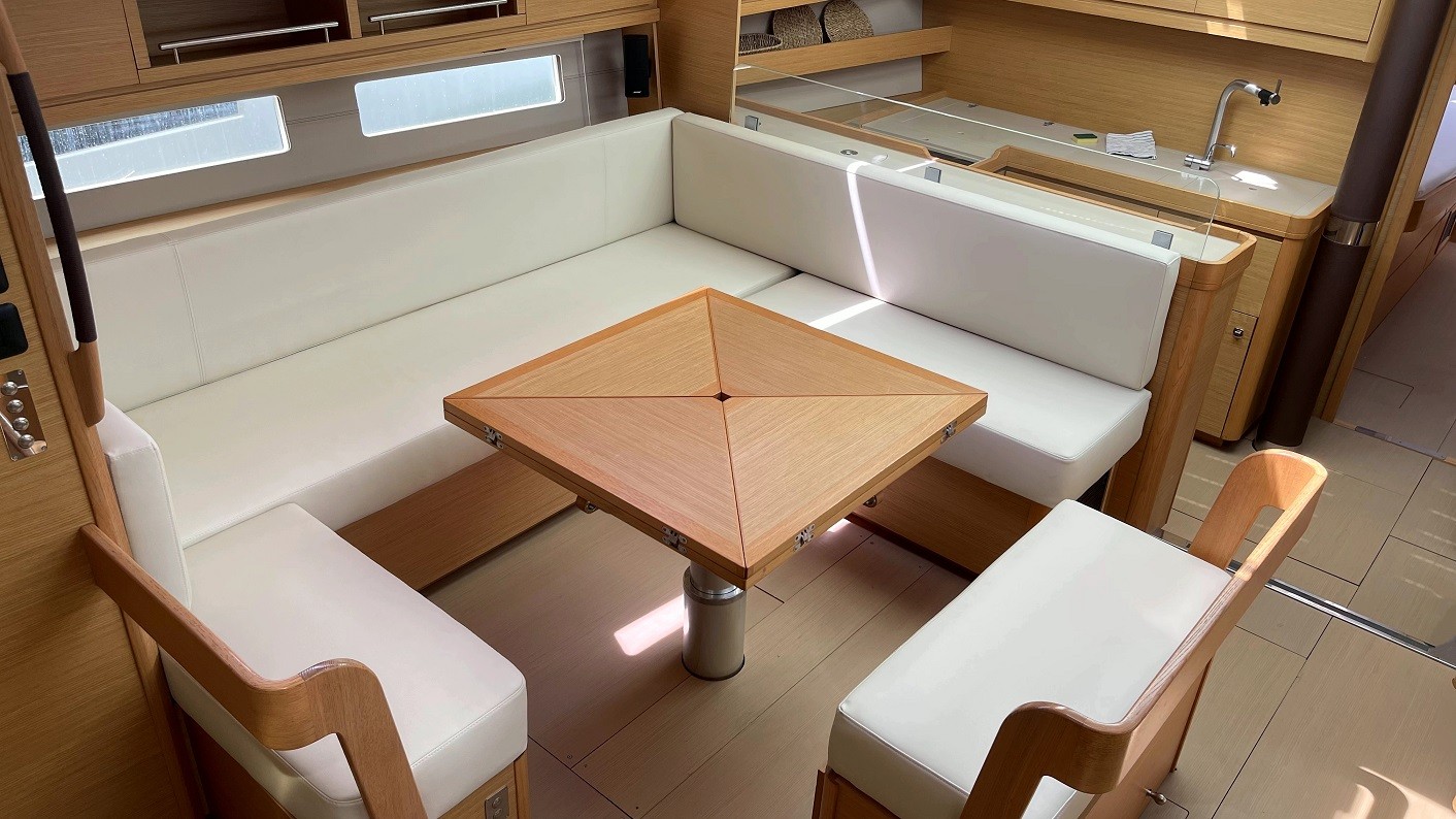 Dufour 56 Exclusive, Alpina | Yacht Charter Croatia