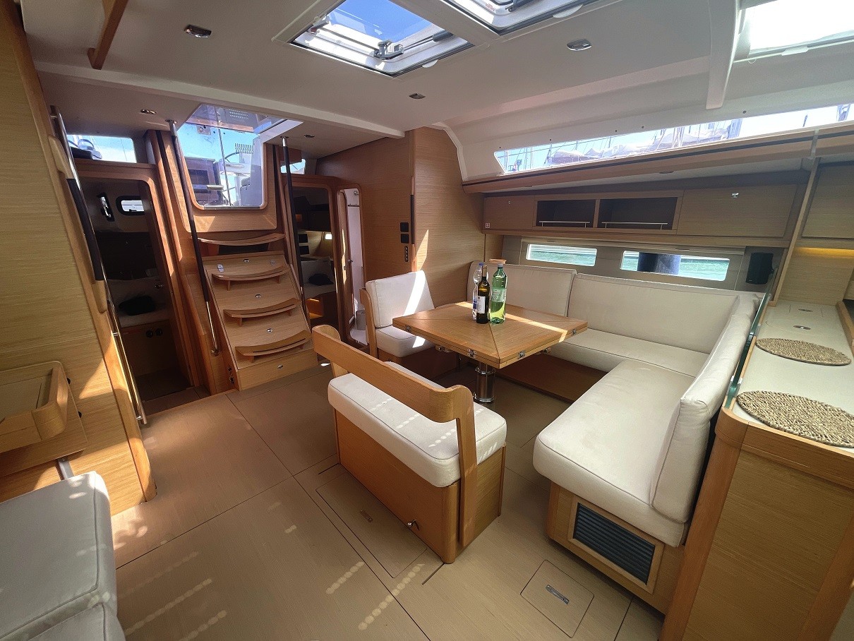 Dufour 56 Exclusive, Alpina | Yacht Charter Croatia