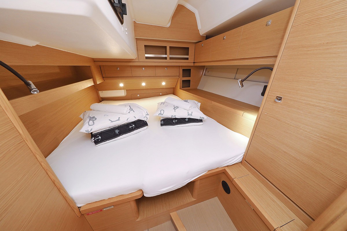 Dufour 56 Exclusive, Amalia | Yacht Charter Croatia