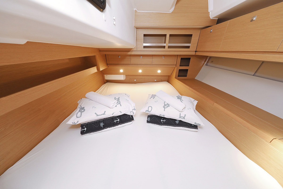 Dufour 56 Exclusive, Amalia | Yacht Charter Croatia