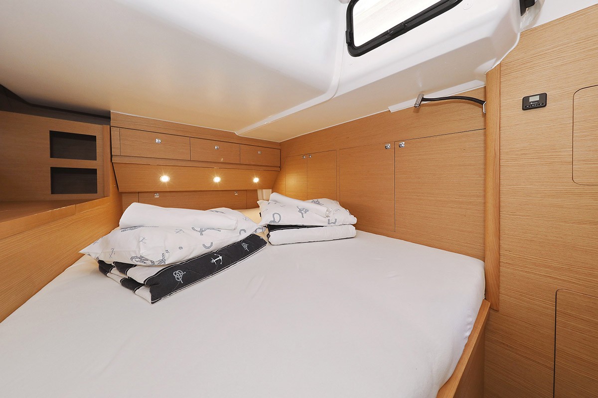 Dufour 56 Exclusive, Amalia | Yacht Charter Croatia