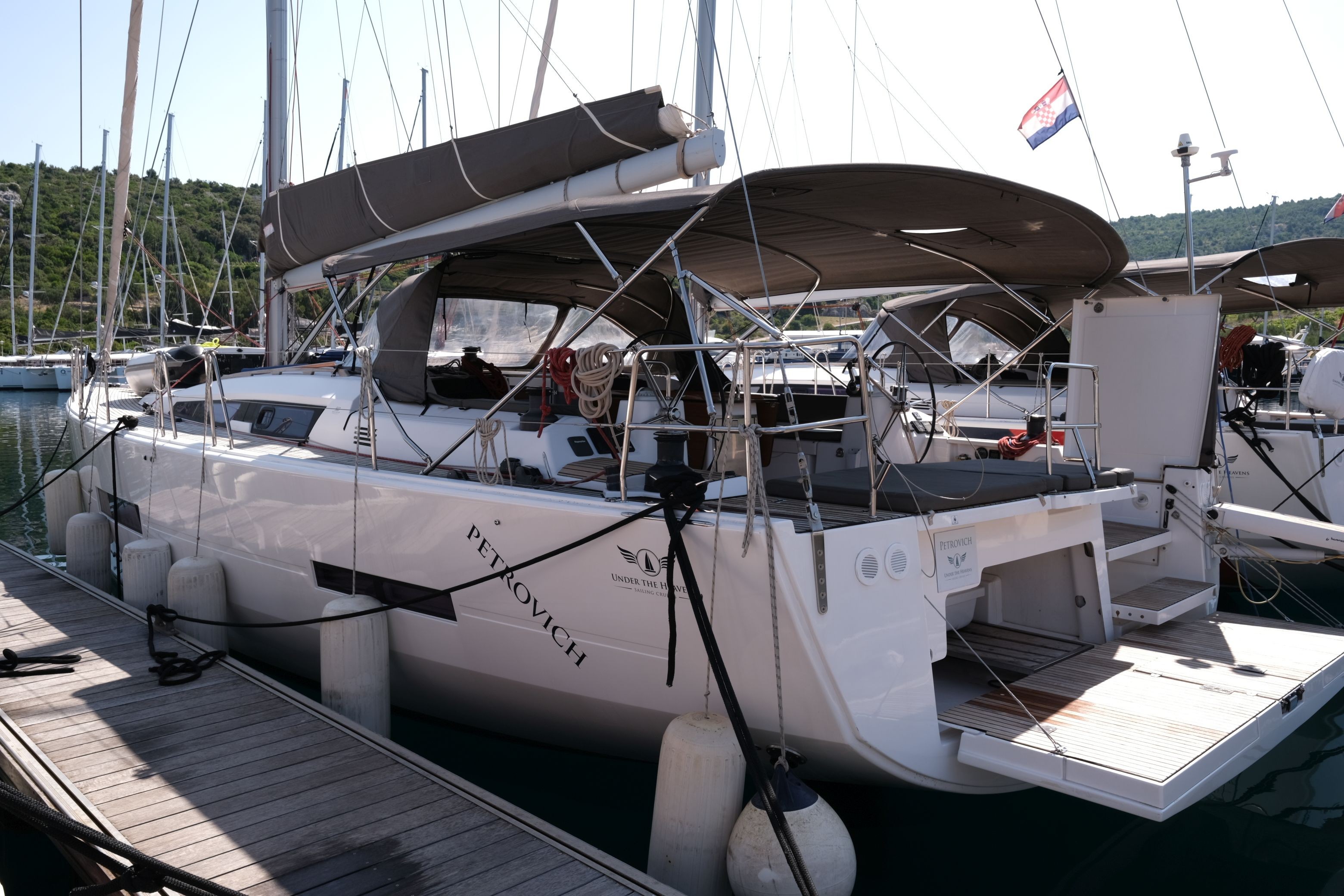 Dufour 560 GL, Petrovich | Yacht Charter Croatia