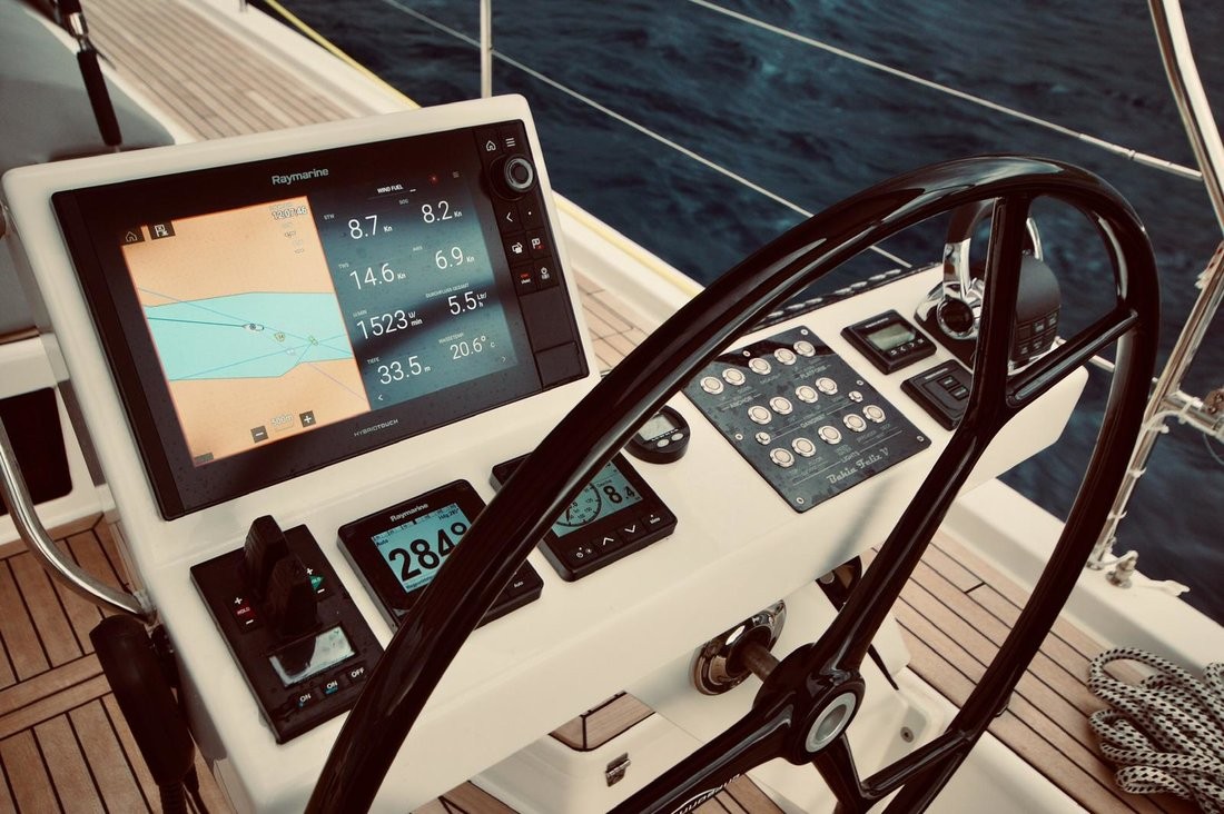 Dufour Exclusive 63, Bahia Feliz V | Yacht Charter Croatia
