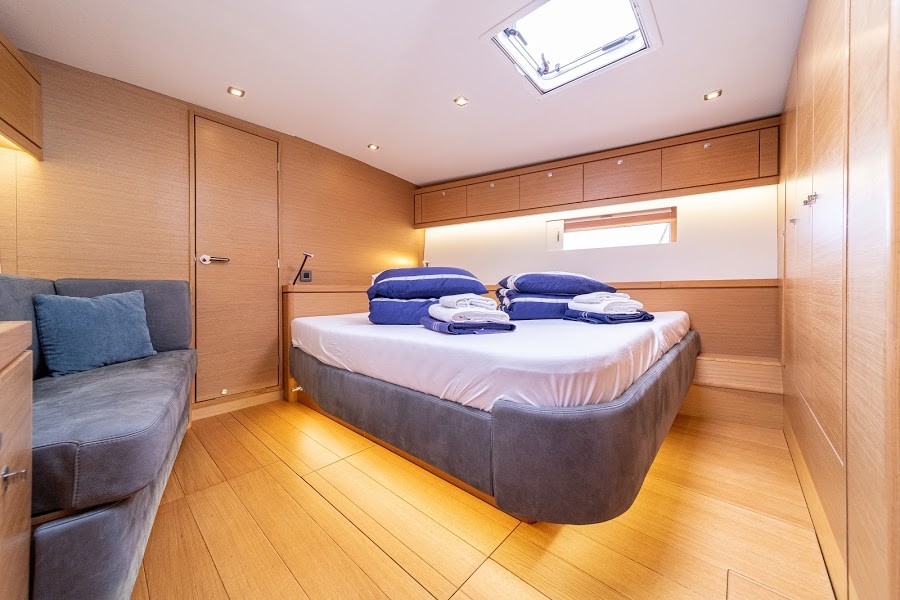 Dufour Exclusive 63, Bahia Feliz V | Yacht Charter Croatia