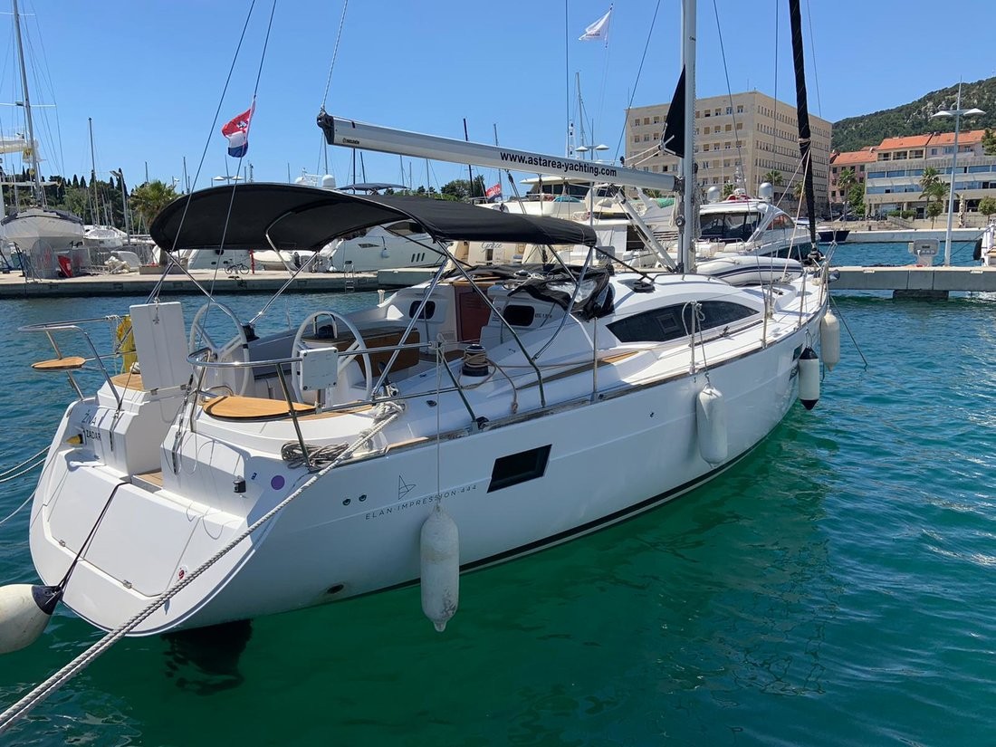 Elan 444 Impression, Živa | Yacht Charter Croatia