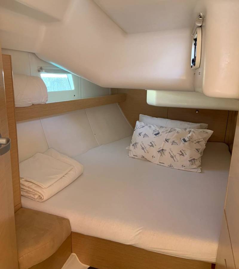 Elan 444 Impression, Živa | Yacht Charter Croatia