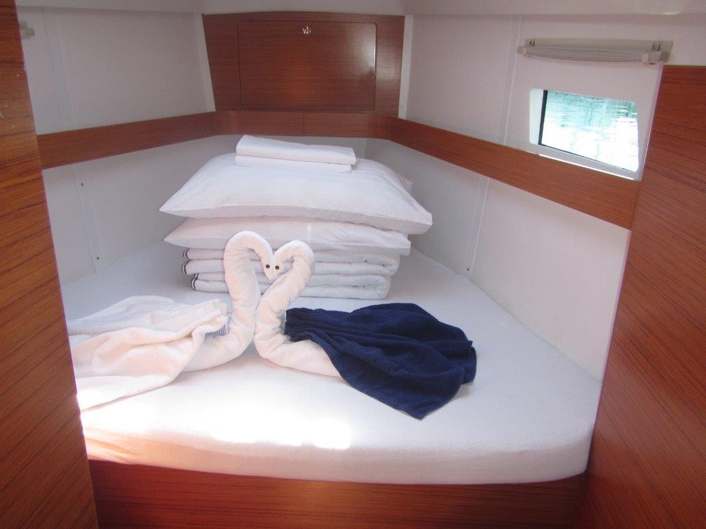 Elan 444 Impression, Elixir | Yacht Charter Croatia