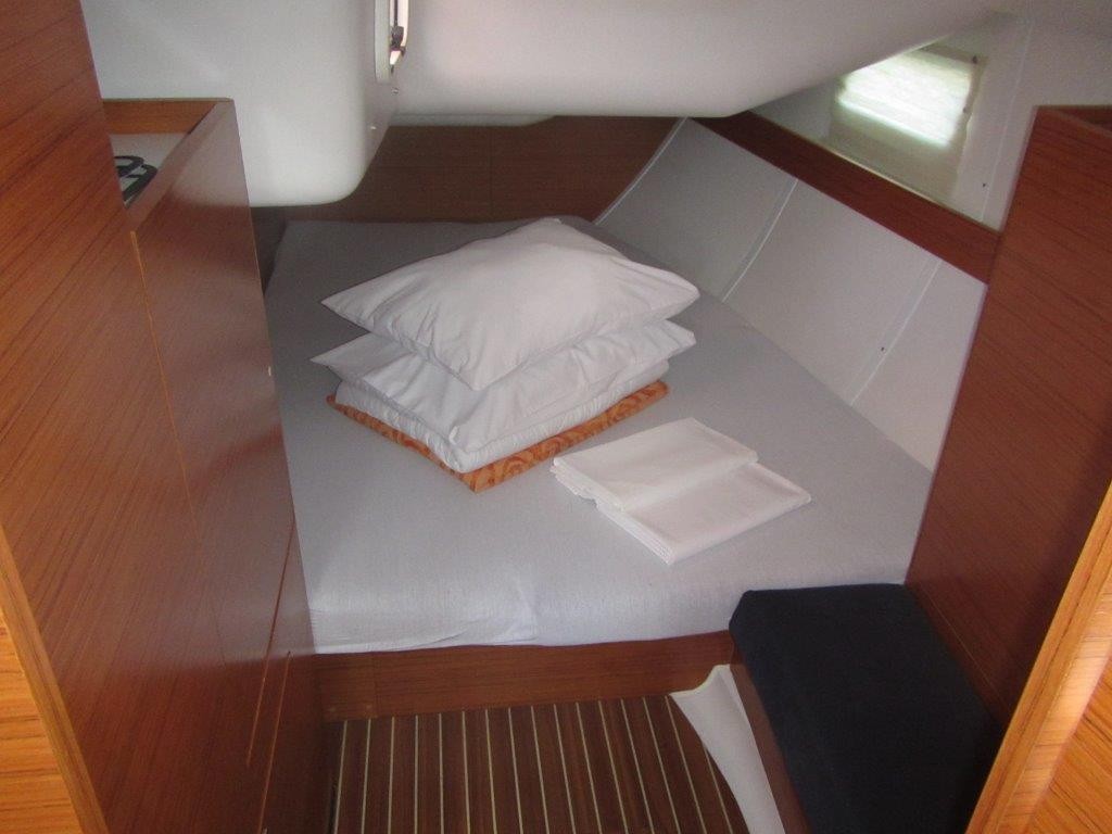 Elan 444 Impression, Elixir | Yacht Charter Croatia